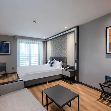 Hotel Four Points Flex By Sheraton Lara 4*